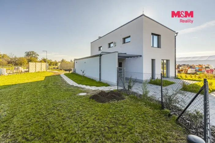 Pronájem rodinného domu, Čestice, 157 m2