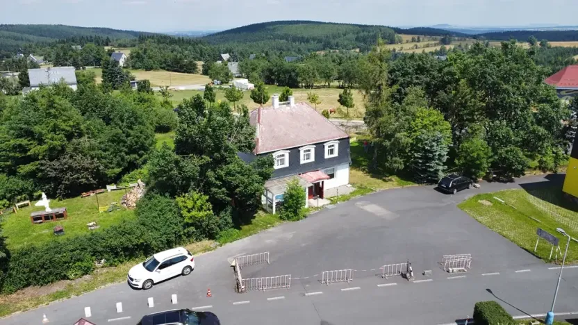 Prodej rodinného domu, Dubí, 302 m2