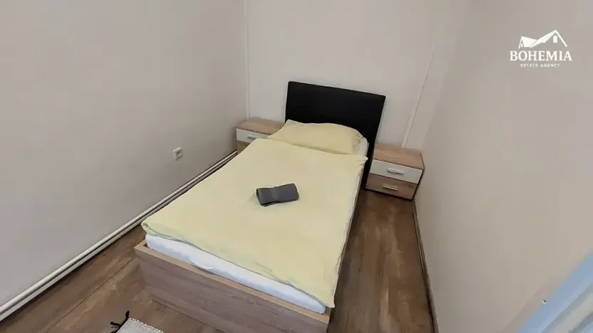 Prodej bytu 3+1, Teplice, U Hadích lázní, 74 m2