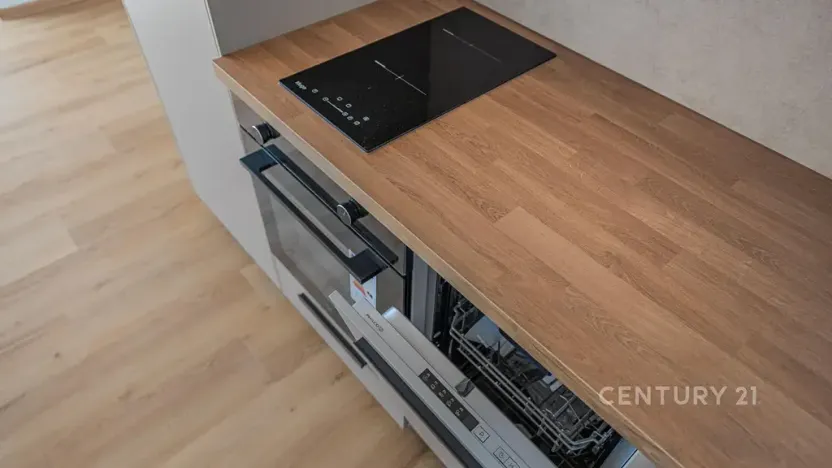 Pronájem bytu 1+kk, Milovice, 27 m2