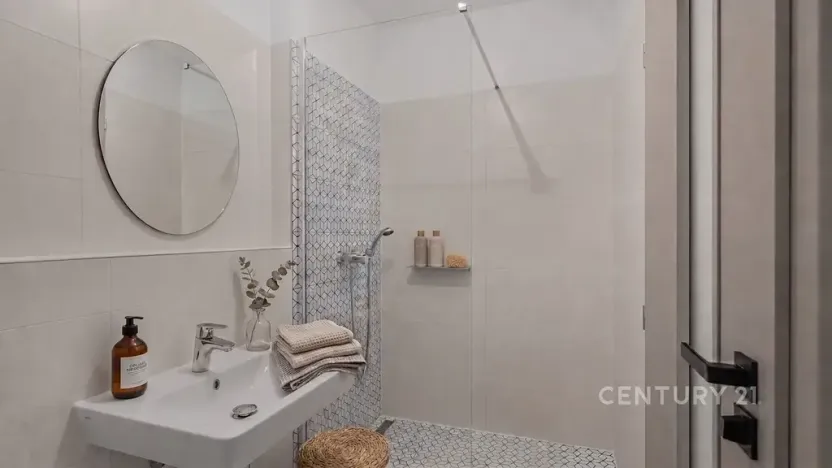 Pronájem bytu 1+kk, Milovice, 29 m2