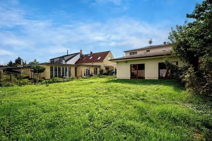 Prodej rodinného domu, Praha - Satalice, K cihelně, 197 m2