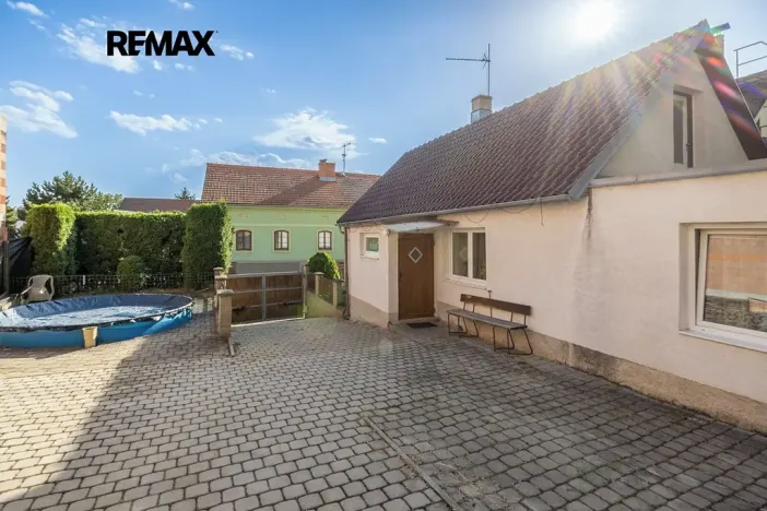 Prodej rodinného domu, Praha - Řeporyje, K Třebonicům, 67 m2