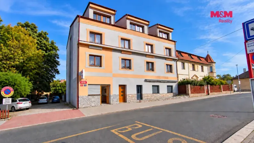 Pronájem bytu 2+kk, Praha - Bohnice, Bohnická, 79 m2