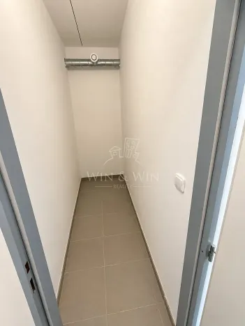 Prodej bytu 2+kk, Jince, Zborovská, 56 m2