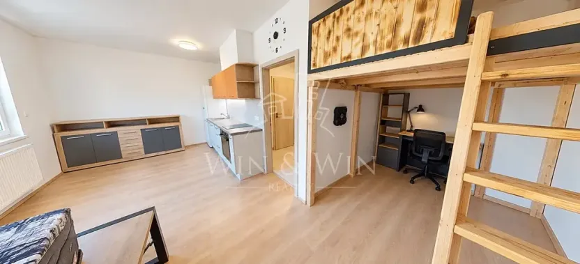 Prodej bytu 1+kk, Jince, Zborovská, 33 m2