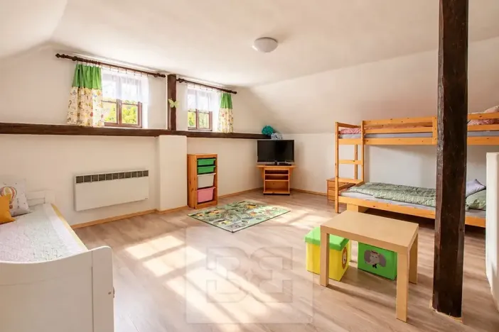 Pronájem rodinného domu, Uhlířské Janovice, 107 m2