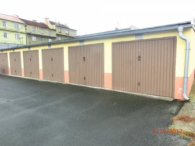 Pronájem garáže, Karlovy Vary, Západní, 16 m2