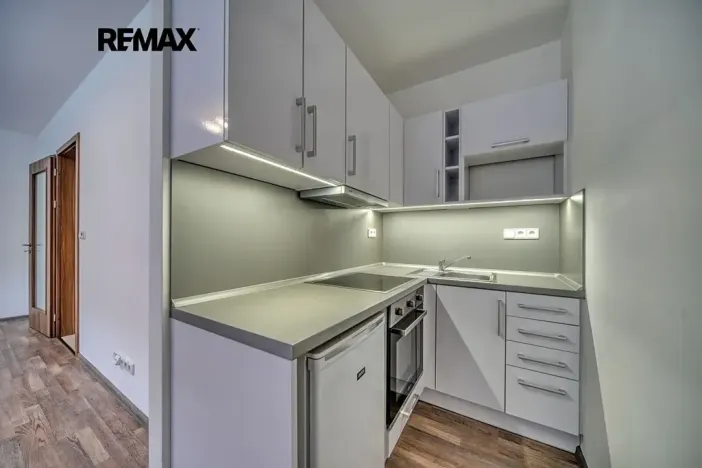 Pronájem bytu 1+kk, Kolín, Václavská, 31 m2