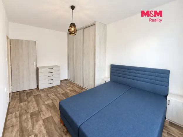Pronájem bytu 2+1, Jičín - Valdické Předměstí, Kosmonautů, 49 m2