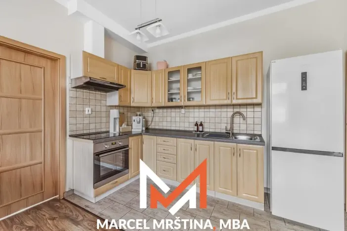 Prodej bytu 2+kk, Náchod, Anglická, 46 m2