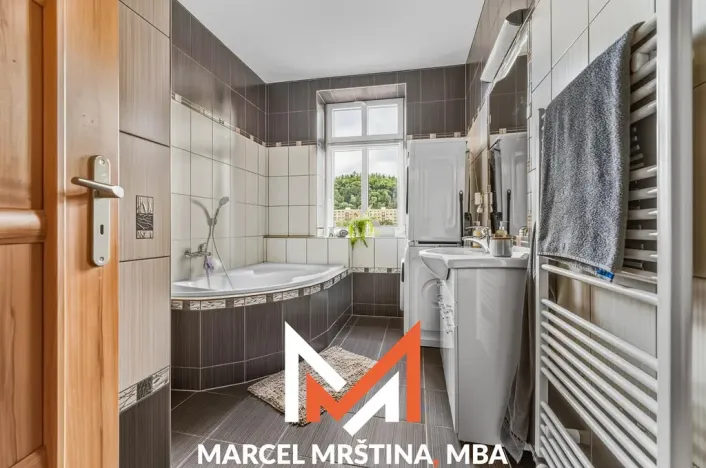Prodej bytu 2+kk, Náchod, Anglická, 46 m2
