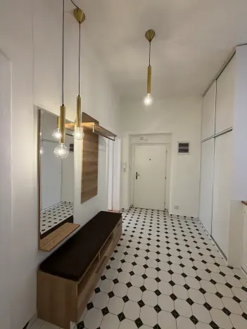 Pronájem bytu 2+kk, Praha - Žižkov, Křišťanova, 58 m2