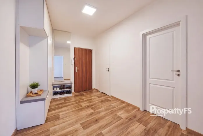Prodej bytu 1+1, Ústí nad Labem - Severní Terasa, Zvonková, 42 m2