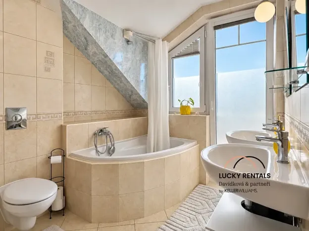 Pronájem rodinného domu, Bašť, Kojetická, 132 m2