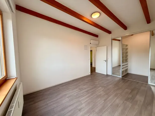 Pronájem bytu 2+kk, Mikulov, Bezručova, 72 m2