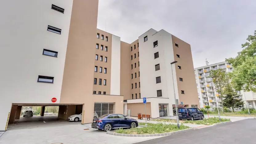 Prodej bytu 2+kk, Třebíč - Horka-Domky, Družstevní, 73 m2