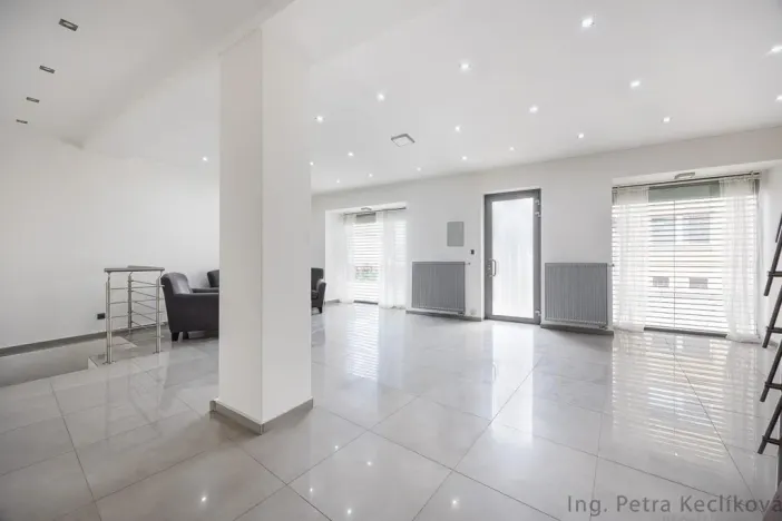 Prodej bytu 5+kk, Šlapanice, Brněnská, 154 m2