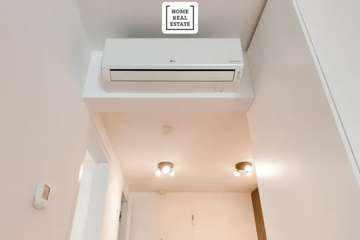 Pronájem bytu 2+kk, Praha - Smíchov, Kobrova, 100 m2