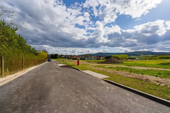 Prodej pozemku pro bydlení, Lipí, 927 m2