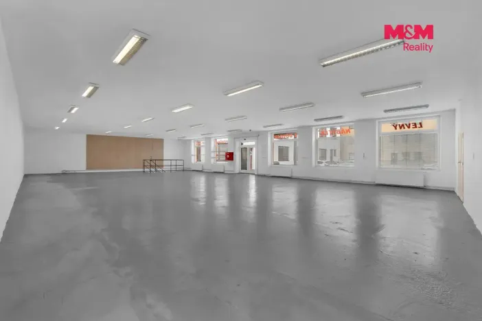 Pronájem obchodního prostoru, Bystřice nad Pernštejnem, Zahradní, 498 m2
