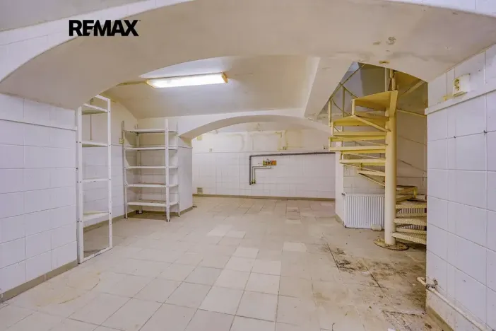 Pronájem obchodního prostoru, Plzeň, Bedřicha Smetany, 312 m2