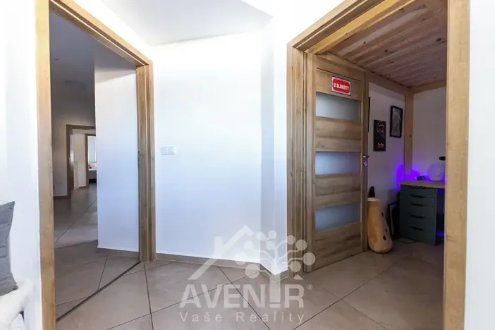 Prodej komerční nemovitosti, Ratíškovice, Vítězná, 329 m2