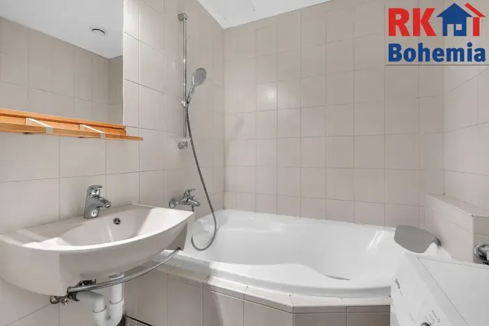 Prodej bytu 3+1, Praha - Chodov, Konstantinova, 71 m2