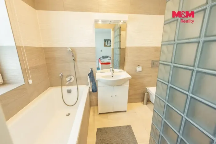 Pronájem bytu 2+kk, Praha - Smíchov, Na bělidle, 64 m2