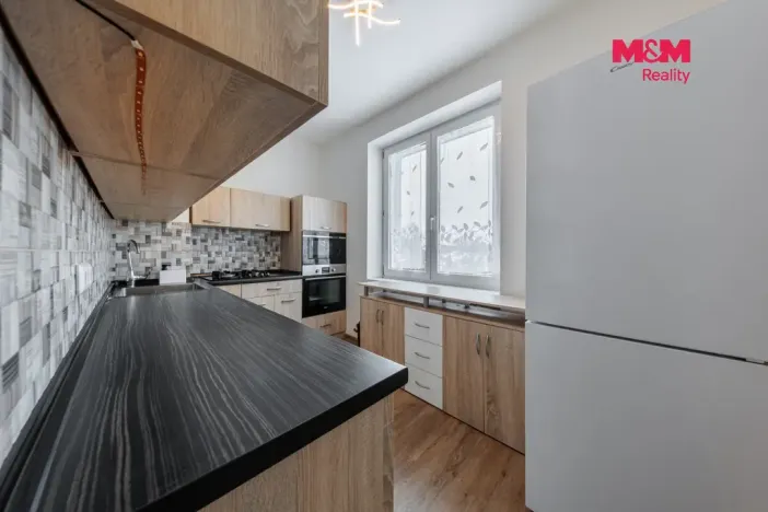 Prodej bytu 2+1, Hranice, Vítězná, 63 m2