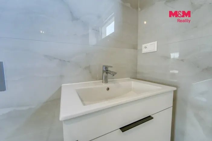 Prodej rodinného domu, Vodochody - Hoštice, Na Kopečku, 168 m2