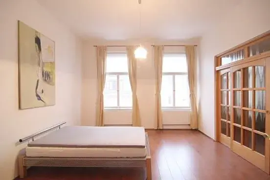 Pronájem bytu 4+1, Praha - Vinohrady, Belgická, 114 m2