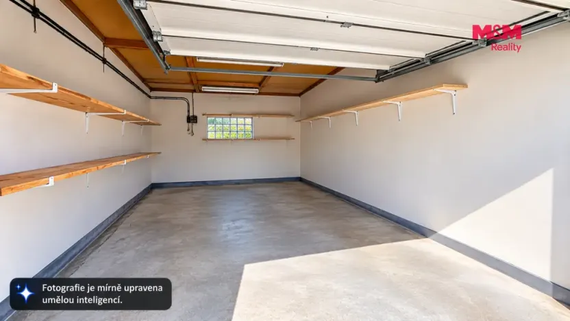 Prodej garáže, Radnice, U Nádraží, 23 m2