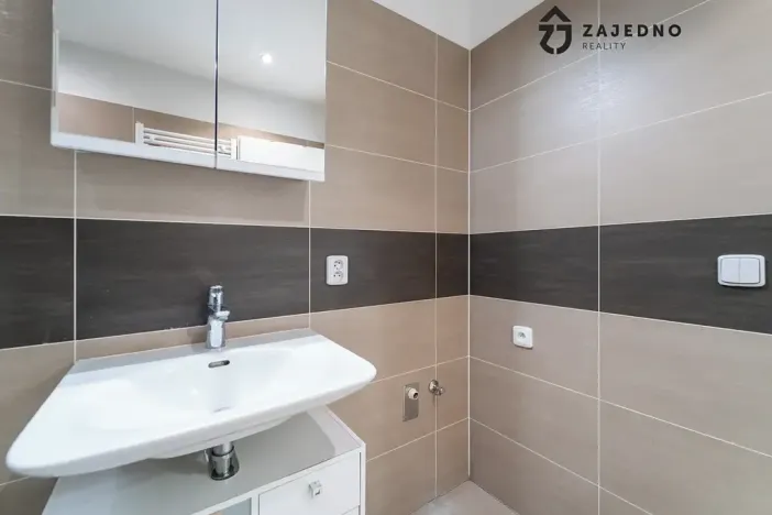 Pronájem bytu 2+kk, Brno, Kollárova, 53 m2