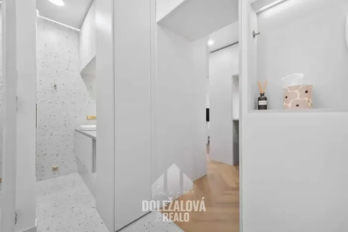Prodej bytu 1+kk, Praha - Strašnice, Kralická, 25 m2