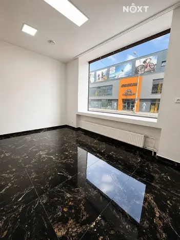 Prodej komerční nemovitosti, Ostrava, 28. října, 83 m2