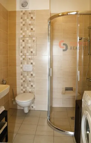 Prodej bytu 1+kk, Šakvice, Hlavní, 32 m2