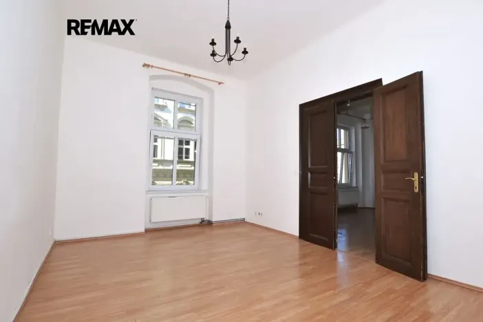 Pronájem bytu 2+kk, Plzeň, Husova, 56 m2