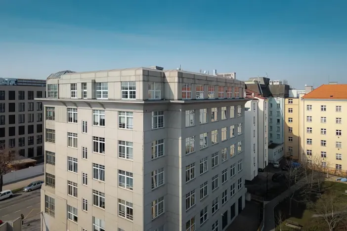 Pronájem kanceláře, Praha - Holešovice, U Uranie, 213 m2
