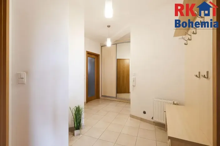 Prodej bytu 3+kk, Dolní Břežany, 5. Května, 84 m2