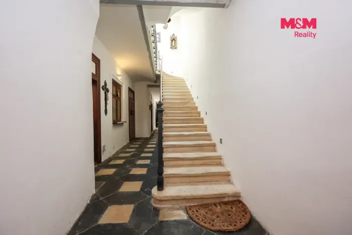 Prodej rodinného domu, Olomouc, Šemberova, 420 m2