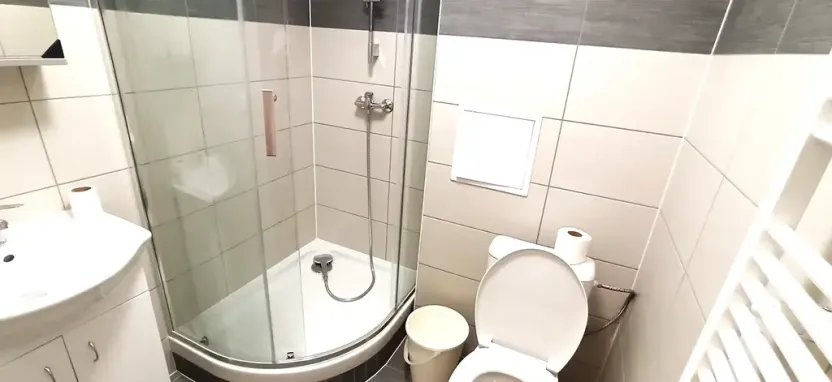 Pronájem bytu 1+1, Chrudim, Akátová, 29 m2