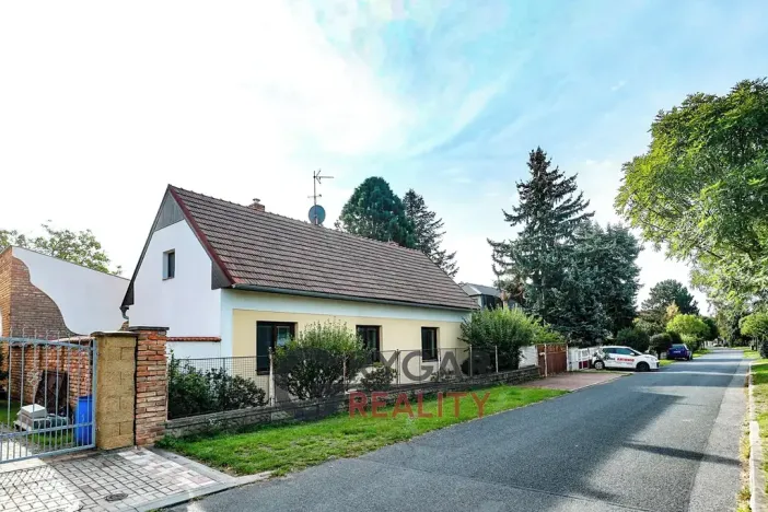 Prodej rodinného domu, Šestajovice, Tylova, 60 m2