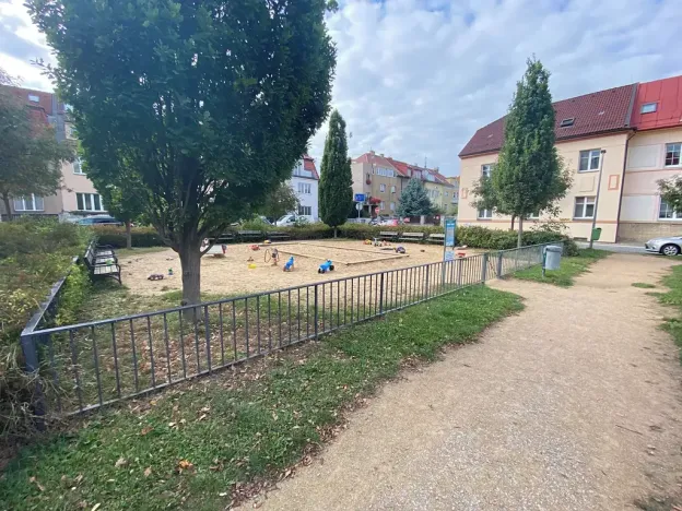 Pronájem bytu 2+kk, Praha - Dejvice, Na Hanspaulce, 36 m2