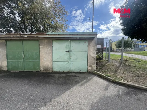 Pronájem garáže, Chrudim, 16 m2