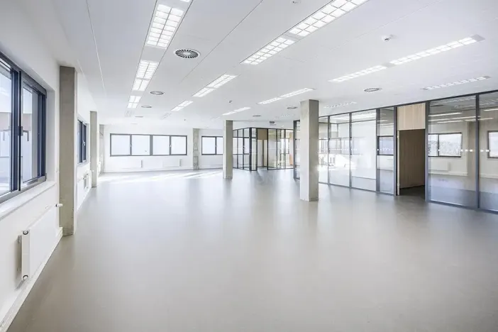 Pronájem skladu, Plzeň, Barvínková, 2170 m2