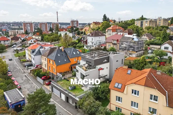 Pronájem bytu 2+1, Praha - Vršovice, Na křivce, 68 m2