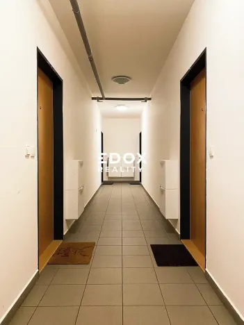 Prodej bytu 2+kk, Chýně, Ecksteinova, 56 m2
