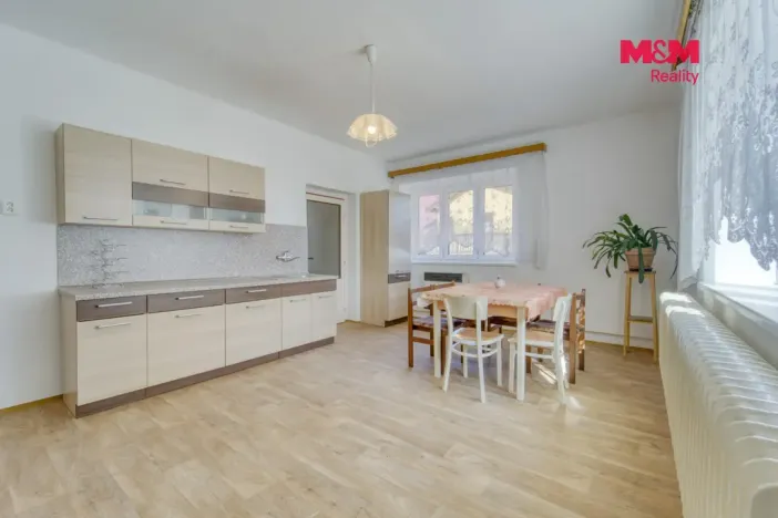 Pronájem rodinného domu, Dlažov, 223 m2