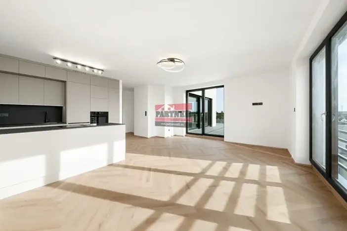 Pronájem bytu 2+kk, Tábor, Janáčkova, 70 m2
